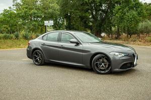 Alfa romeo giulia 2.2 210cv q4
