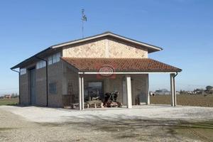 Immobile di 220 m² a Cesena
