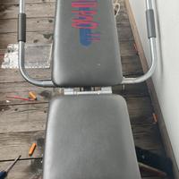 Attrezzo per addominali