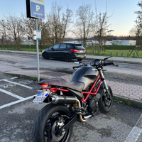 Ducati monster 695 A2