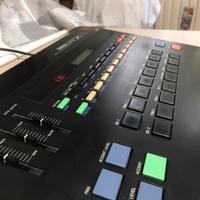 Yamaha FX 11 drum machine