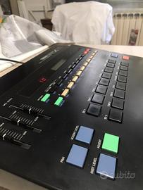 Yamaha FX 11 drum machine
