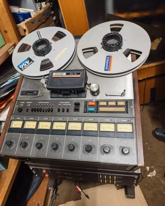 Tascam 8 traccie registratore a nastro anni 90