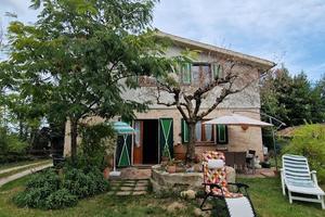 Casa in collina,relax nel verde a ferragosto
