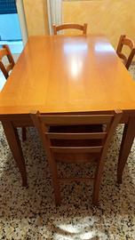 tavolo in condizioni ottime 80 euro