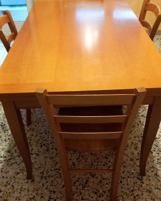 tavolo in condizioni ottime 80 euro