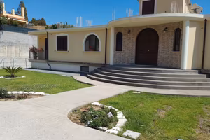 Appartamento in Villa Bifamiliare