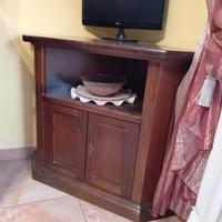 angoliera in  legno di  noce  