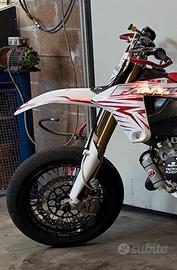 AVATRENO MOTARD