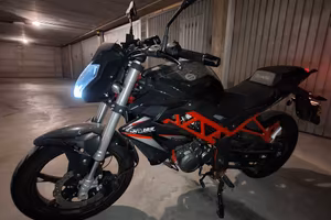 Benelli BN 125 (2021) Nero/Rosso – Come Nuova