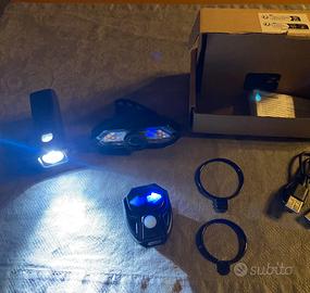 Luci led per bici con indicatore di direzione
