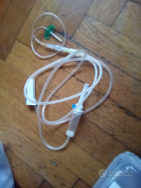 Deflussori e aghi per flebo