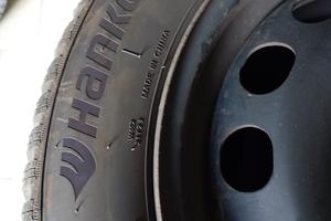 gomme invernali per golf con cerchione 