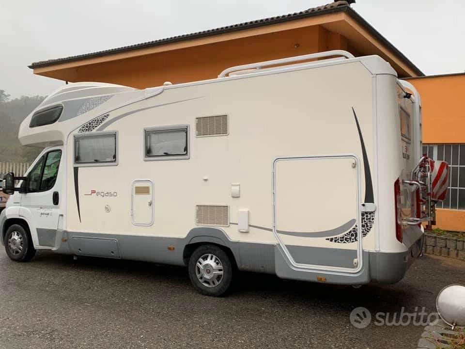 Camper fiat ducato 7 posti - Caravan e Camper In vendita a Asti