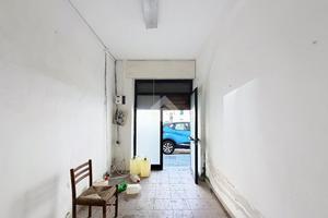 NEGOZIO A LIVORNO