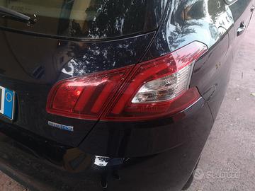 fanali posteriori peugeot 308 berlina