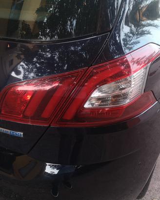fanali posteriori peugeot 308 berlina