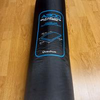 Tre materassini da campeggio autogonfianti