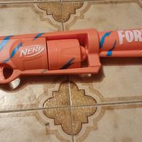 nerf,collab per fortnite.