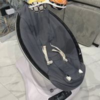 Sedia mamaroo 4 moms