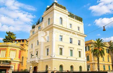 Palazzo / Stabile di 1654 m² a Roma