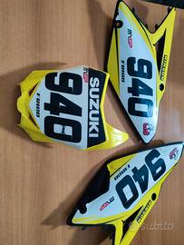 Suzuki Rmz - plastiche