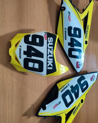 Suzuki Rmz - plastiche