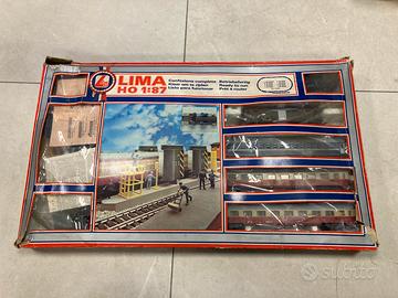 Treno Lima Stazione Lavaggio