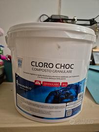 cloro per piscina 