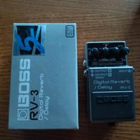 Boss RV3 riverbero e delay digitale