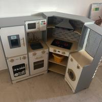 Cucina giocattolo
