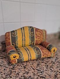 Divanetto piccolo soprammobile