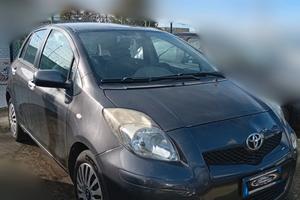 Toyota Yaris 1.4 D-4D DPF 5 porte Sol