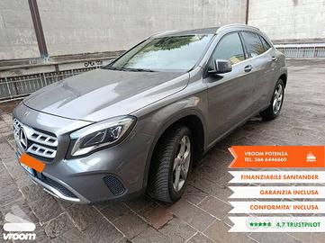 MERCEDES GLA (X156) GLA 200 d Automati...