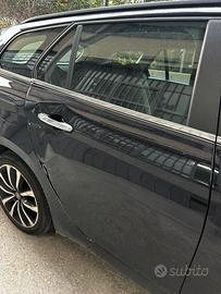 Sportello lato destro posteriore fiat tipo sw 2020