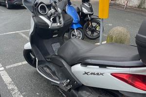 Yamaha X-Max 250 - 2011