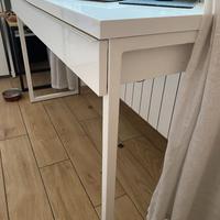 scrivania ikea BESTÅ BURS come nuova