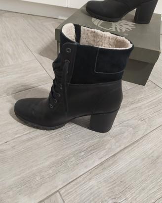stivali donna pelle nera Timberland 