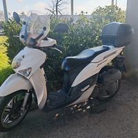 scooter Yamaha xenter 150
