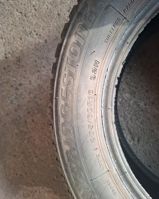 gomme invernali 205 60 16