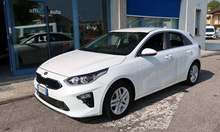 Kia Ceed 1.6 CRDi 115 CV DCT 5p. Business Class