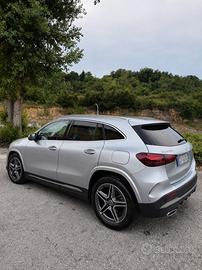 Mercedes benz GLA 180d Automatic AMG LINE