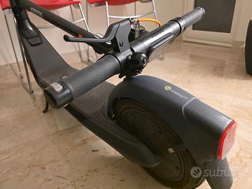 Monopattino segway ninebot e2 pro 2025