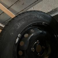 Gomme invernali i185/65/R15 88T con cerchi