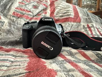 Canon 2000D kit completo