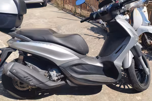 Piaggio Beverly 300 Sport