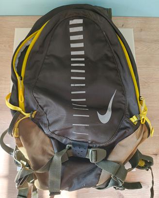 Zaino Nike sport, corsa o trekking