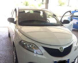 Lancia Y del 2016