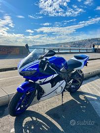 Yamaha R6 anno 2004