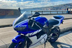 Yamaha R6 anno 2004